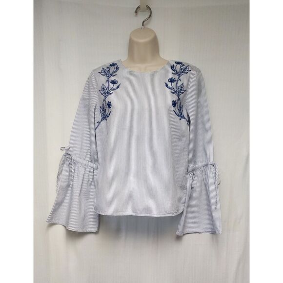 Dizzy Lizzy Bell Sleeve Embroidery Floral Blue Striped Top Size XS - Picture 10 of 11